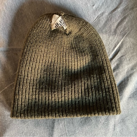 Ideal Knitwear Green Wool Knit Cap - Picture 5 of 8